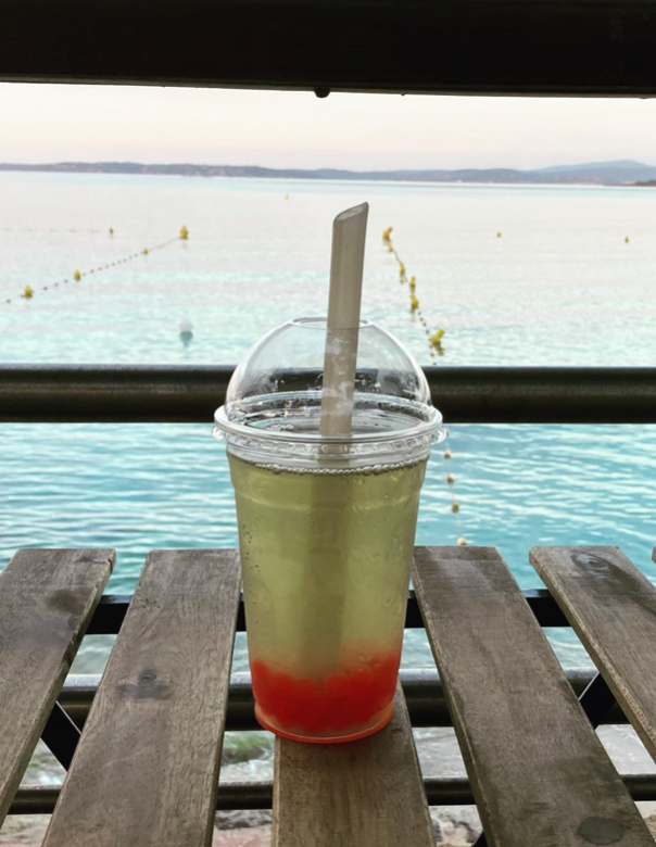 Café expresso et petit déjeuner à la Boulangerie de la Tour
